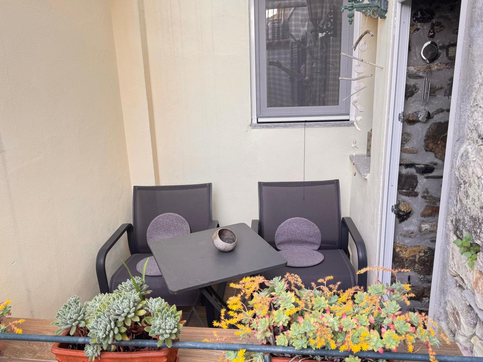 Casa Bisou Italia Wifi Et Parking Free Privato Villa Diano San Pietro Exterior photo
