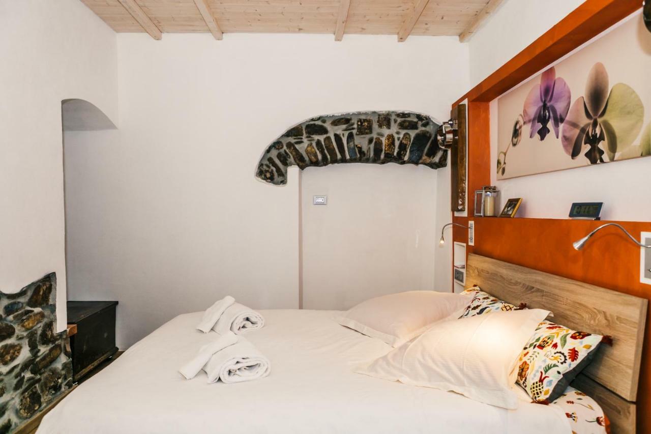Casa Bisou Italia Wifi Et Parking Free Privato Villa Diano San Pietro Exterior photo